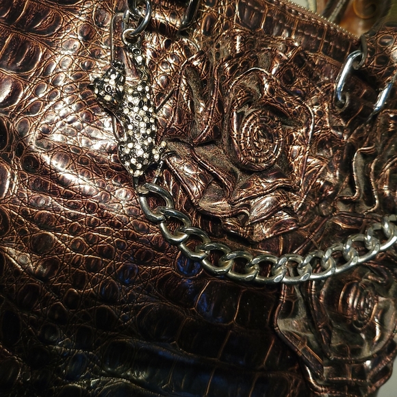 Purses - Picture 2 of 4